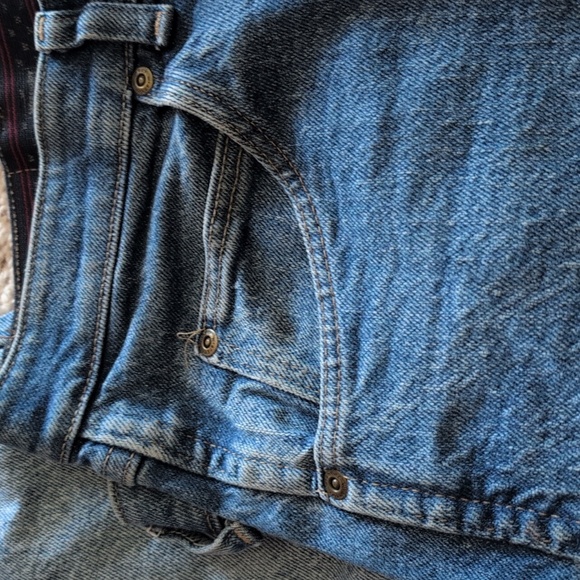 New items. HALF OFF! Men's 36-in jean shorts - Picture 2 of 6